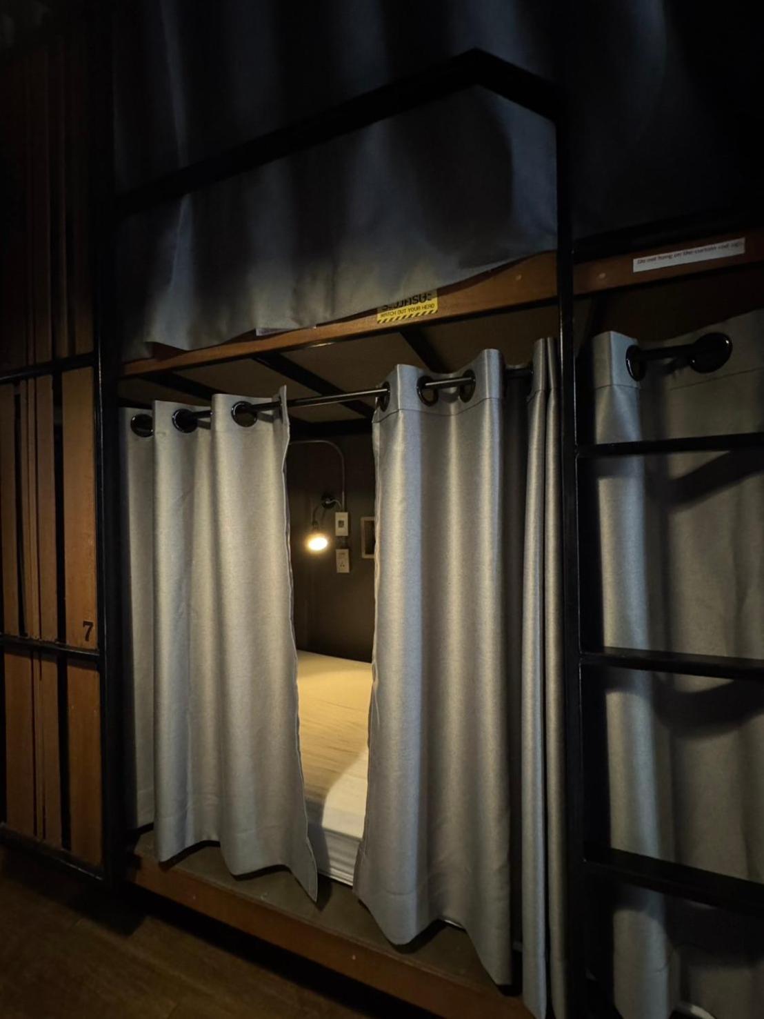 Hostel Yaksa Private Bangkok Zewnętrze zdjęcie
